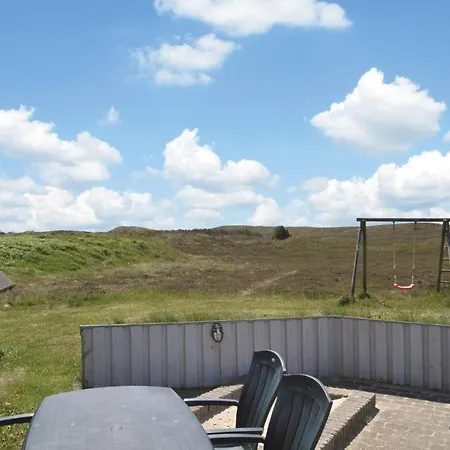 Awesome Home In Hvide Sande With Sauna * Bjerregård