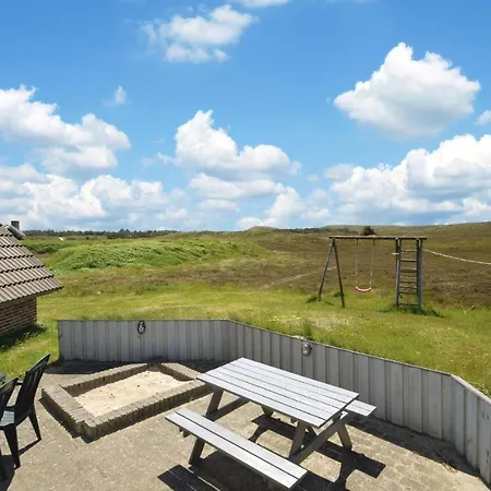 בית נופש 5 Bedroom Stunning In Hvide Sande Bjerregård