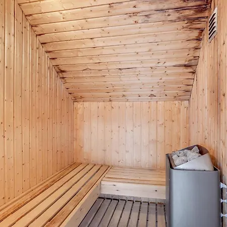 Feriehus Cozy In Hvide Sande With Sauna *