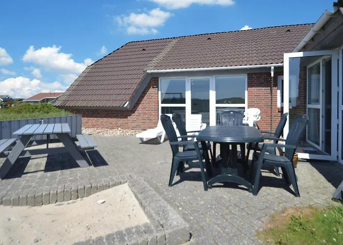5 Bedroom Stunning In Hvide Sande